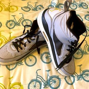 Jordan Flight Wolf Gray Size 13 654262-070